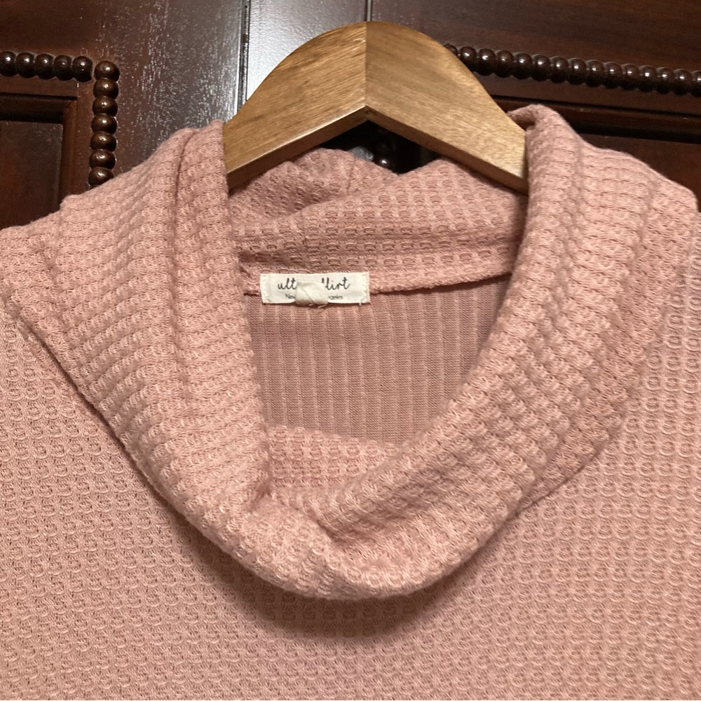 Women’s Ultra Flirt Light Pink Waffle Knit Cowl Neck Sweater Size Small - Picture 3 of 7